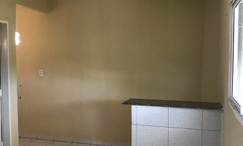 Aluga-Se Apartamento...
