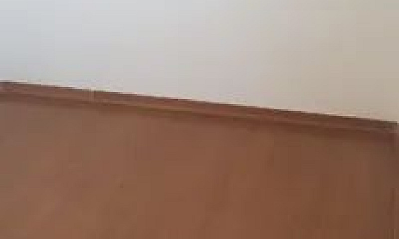 Aluga-Se Apartamento...