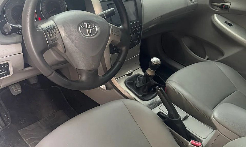Toyota Corolla Xei 1...