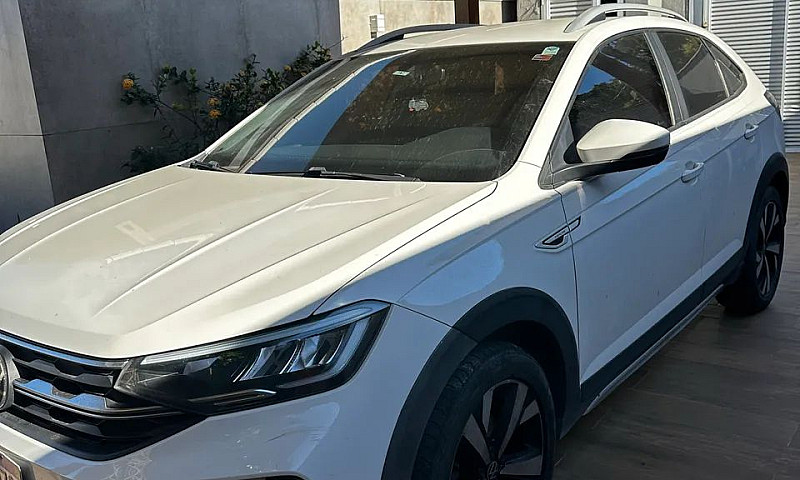 Volkswagen Nivus Hig...