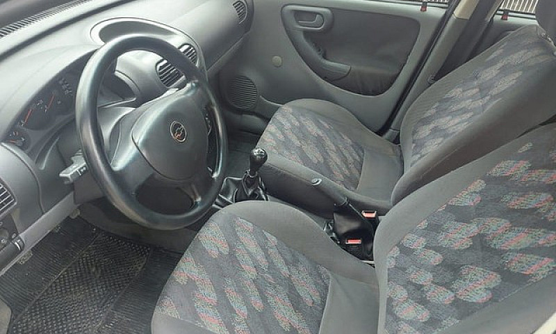 Chevrolet Corsa Seda...