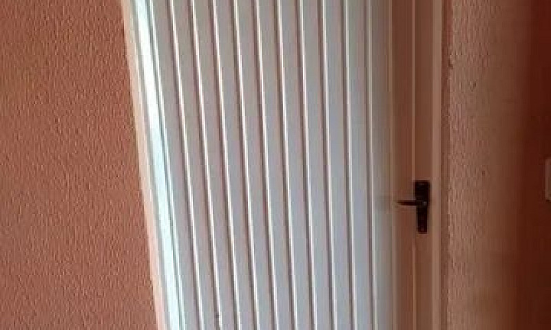 Aluga-Se Apartamento...