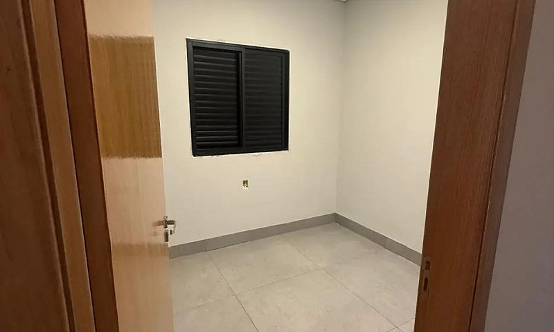Casa Praça Alto Umua...