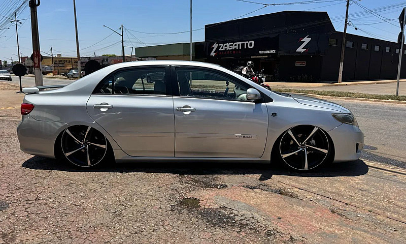 Toyota Corolla Xei 1...
