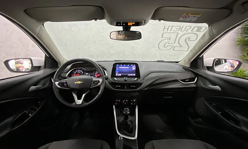 Chevrolet Onix Hatch...