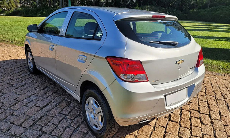 Chevrolet Onix Hatch...