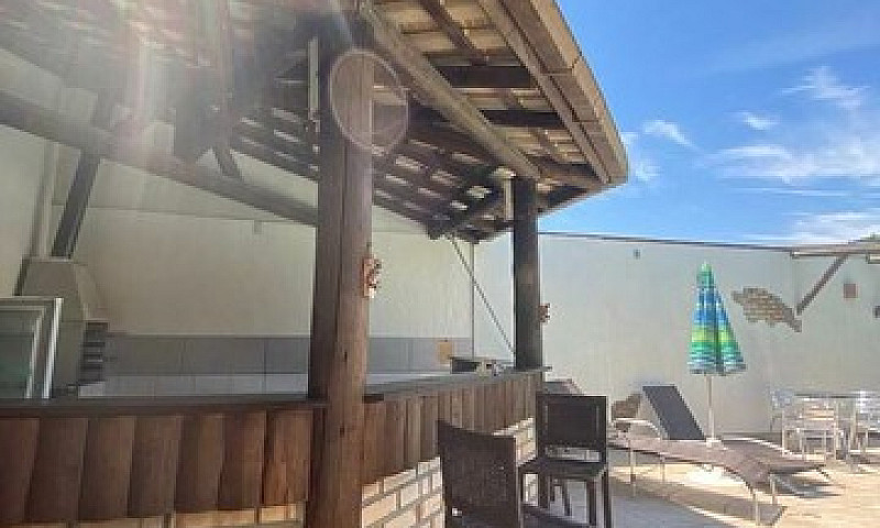 Casa Com Quatro Quar...