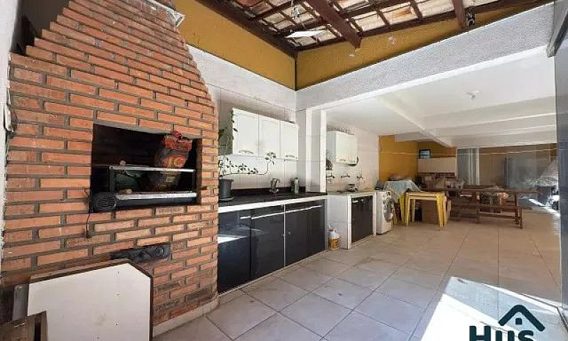 Casa Com Habite-Se B...