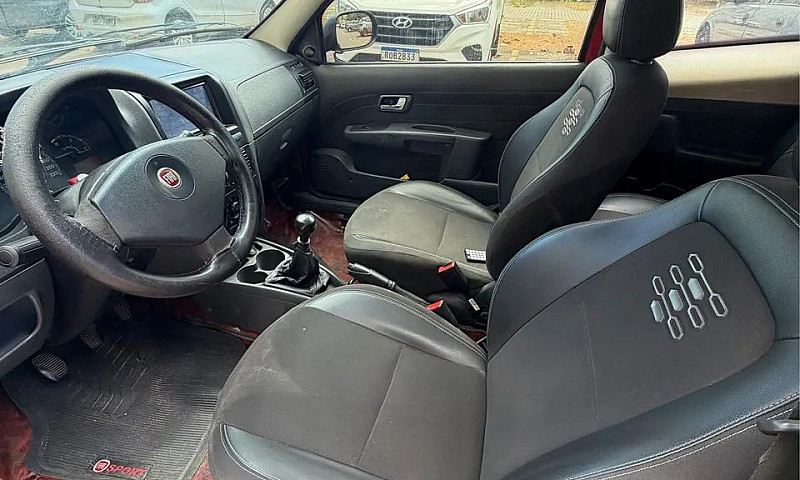 Fiat Strada Working ...