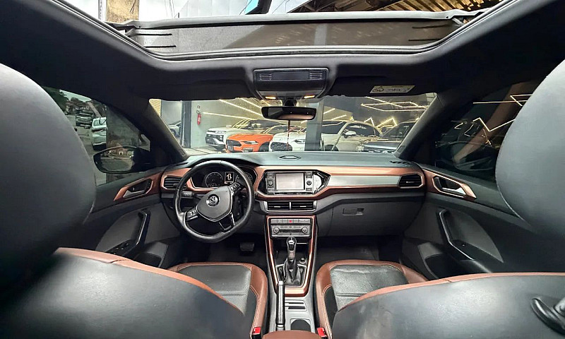 Volkswagen T-Cross C...