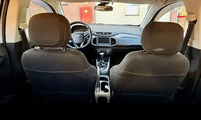 Chevrolet Onix Hatch...