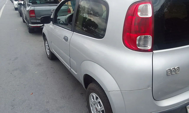 Fiat Uno Vivace 1.0 ...