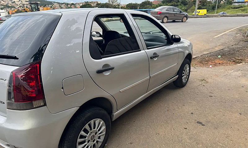 Fiat Palio 1.0 Econo...