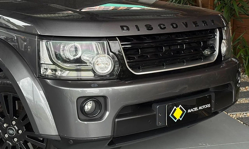 Land Rover Discovery...