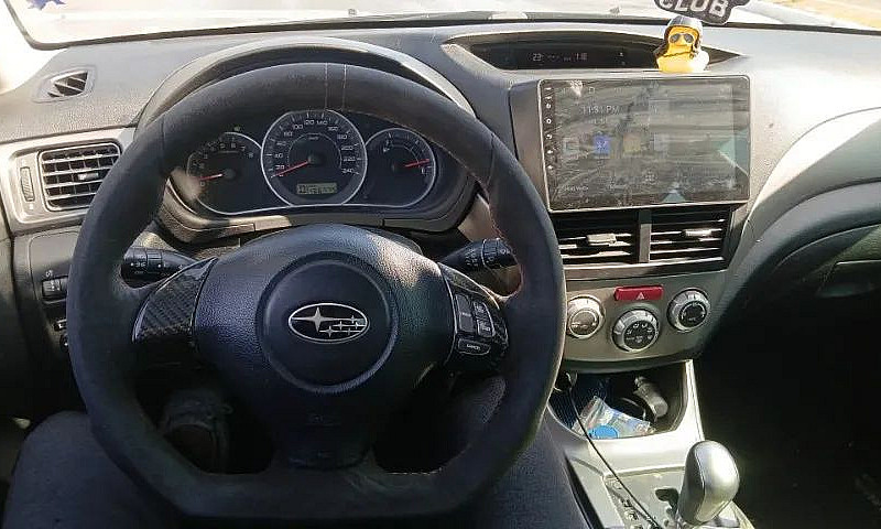 Subaru Impreza 2.0 1...
