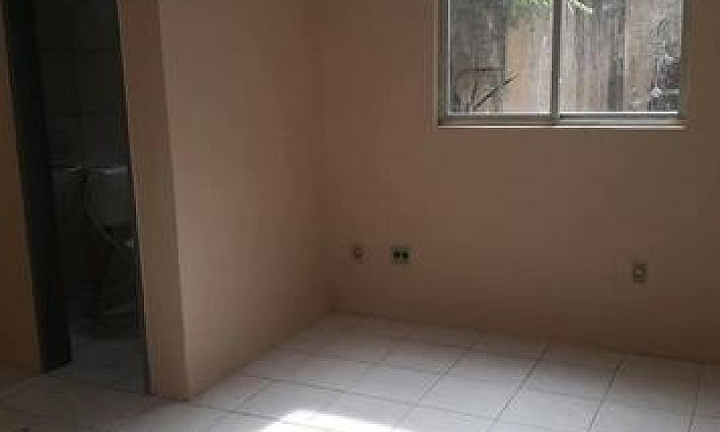 Apartamento Com Uma ...