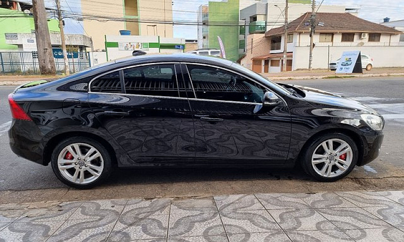 Volvo S60 T5 2011 Ra...