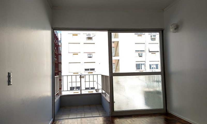 Apartamento De 32 Me...
