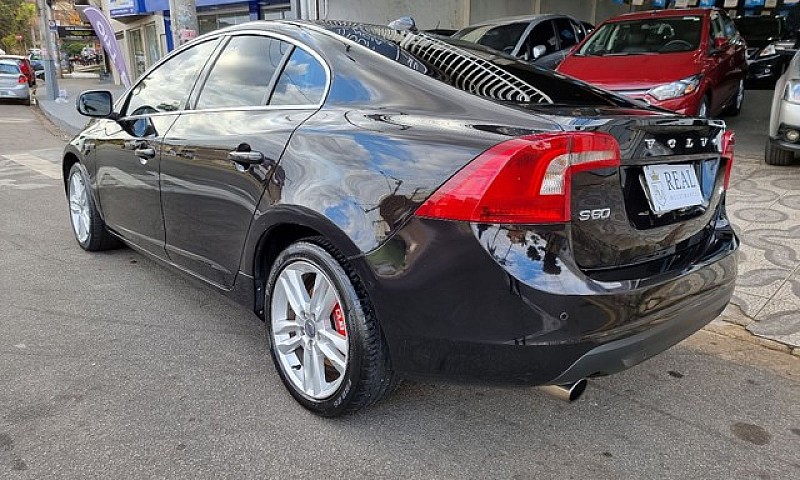 Volvo S60 T5 2011 Ra...