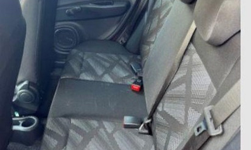 Fiat Mobi...