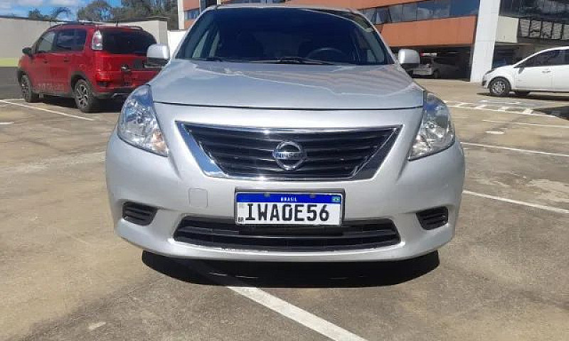 Nissan Versa 1.6 Rev...