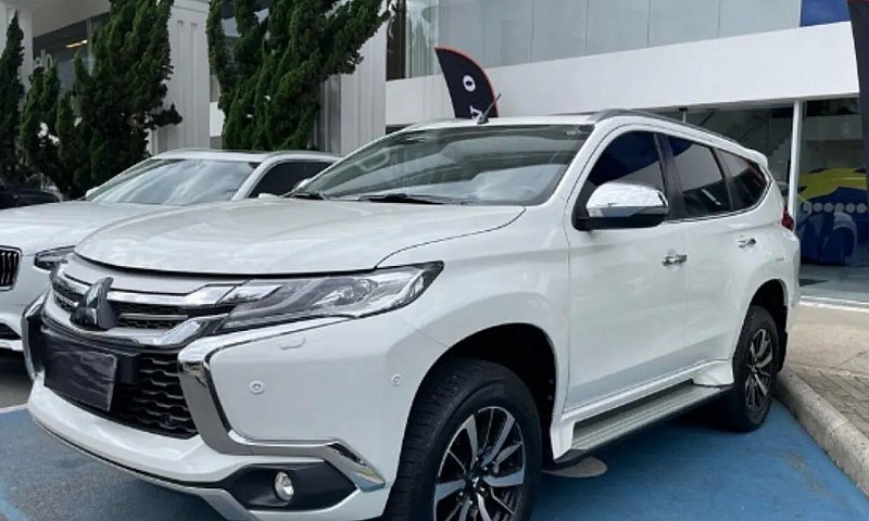 Pajero Sport 7 Lugar...