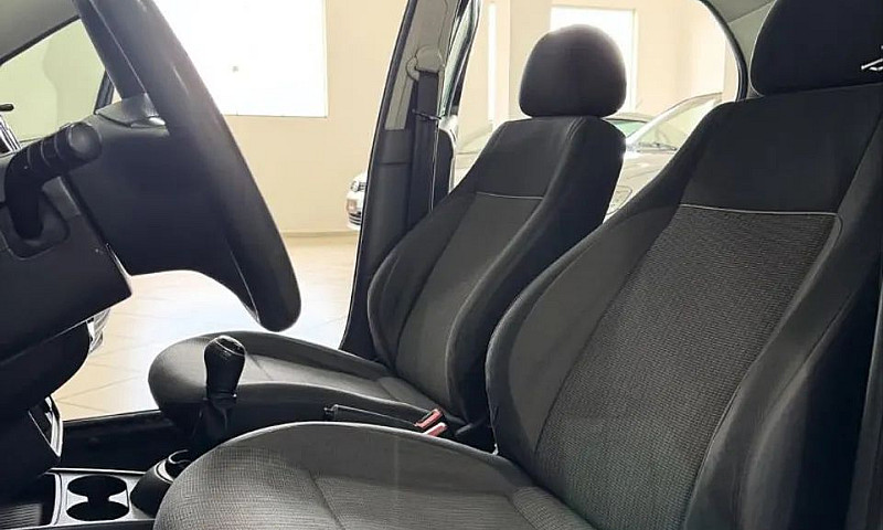 Volkswagen Voyage I ...