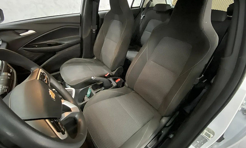 Chevrolet Onix Hatch...