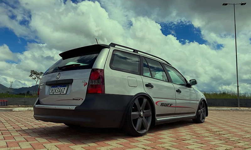 Volkswagen Parati Su...