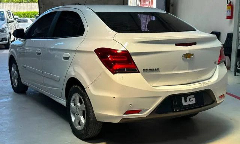 Chevrolet Prisma Sed...