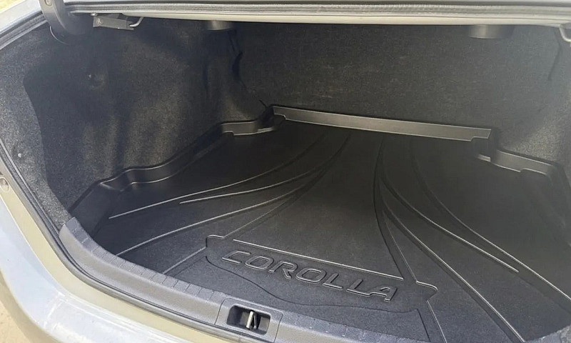 Toyota Corolla Gli 1...