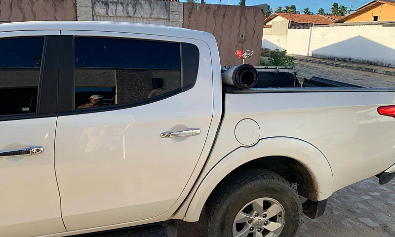 Mitsubishi L200 Trit...