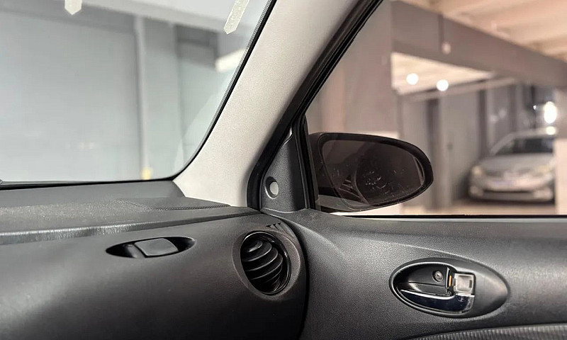 Toyota Etios X 1.3 F...