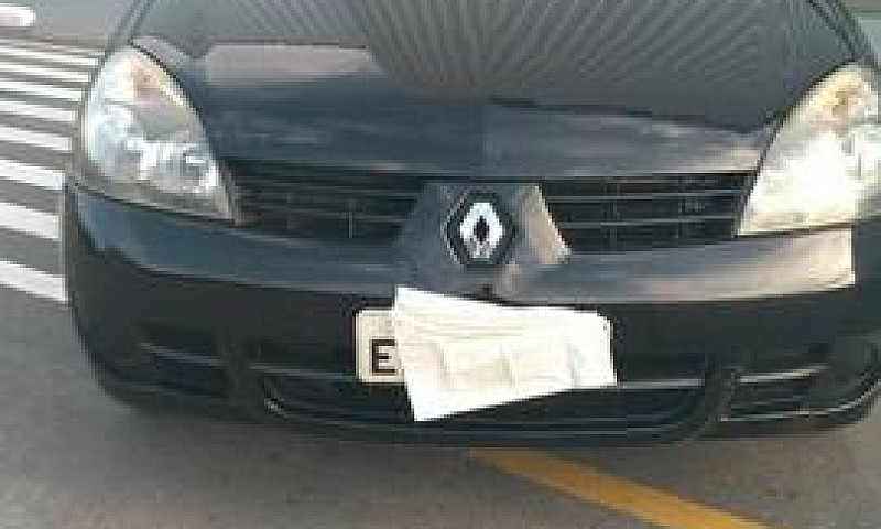 Carro Renault Clio P...