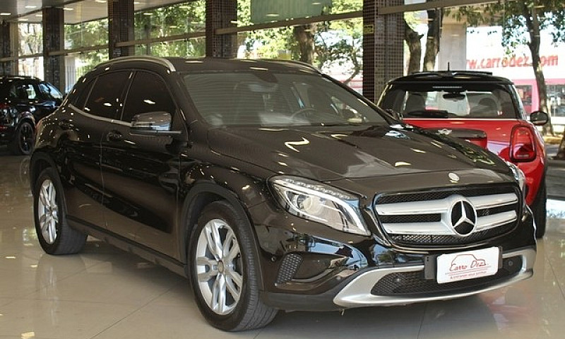 Mercedes Gla 200 Ada...