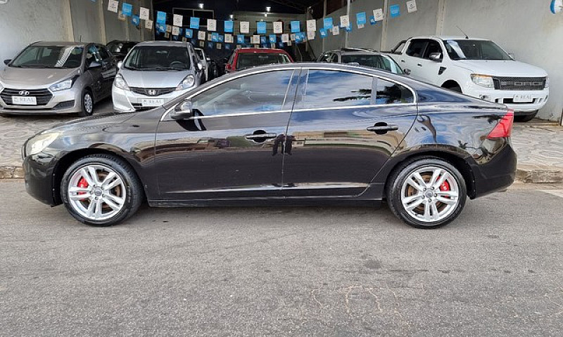 Volvo S60 T5 2011 Ra...