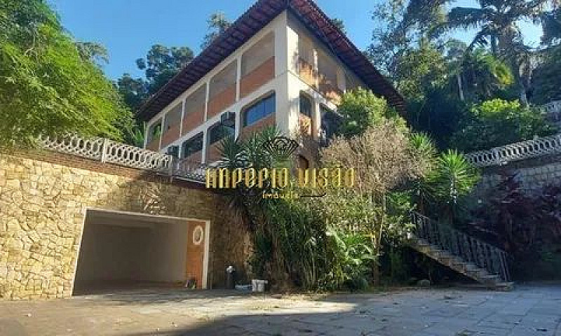 Sobrado À Venda Com ...
