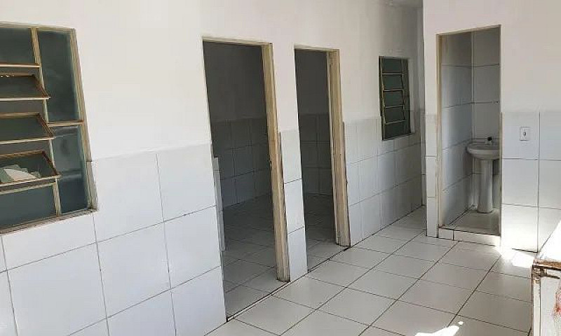 Alugo Barracao / Cas...