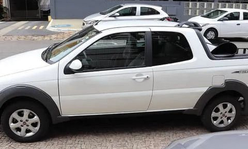Strada 1.4 Mpi Freed...
