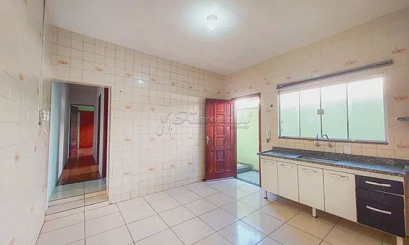 Casa Padrão Em Itape...