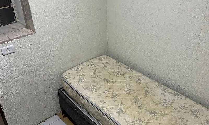 Quarto Mobiliado A P...