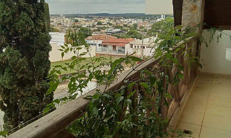 Casa Estilo Alemã Em...