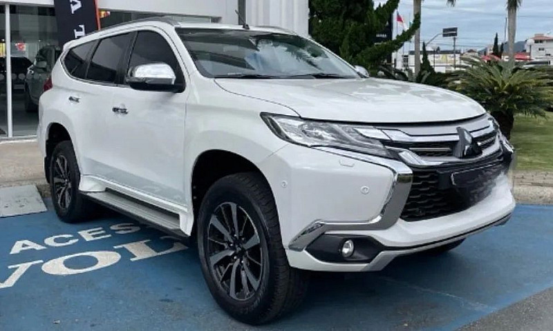 Pajero Sport 7 Lugar...