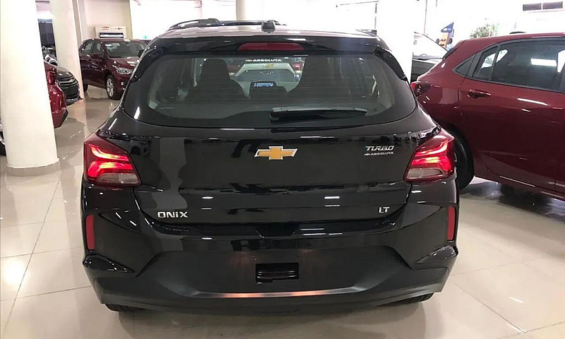 Chevrolet Onix Hatch...
