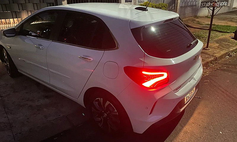 Chevrolet Onix Hatch...
