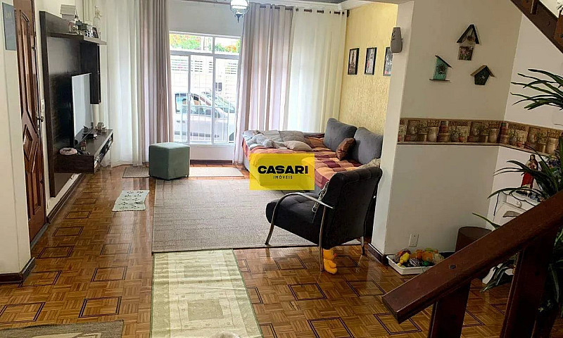 Sobrado 260 M² Com 4...