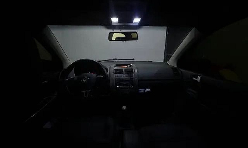 Volkswagen Polo Sed....