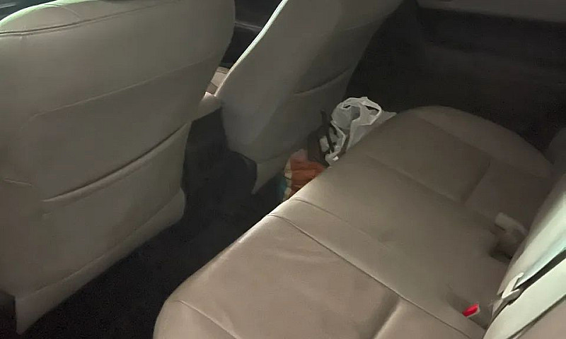 Toyota Corolla Xei 2...