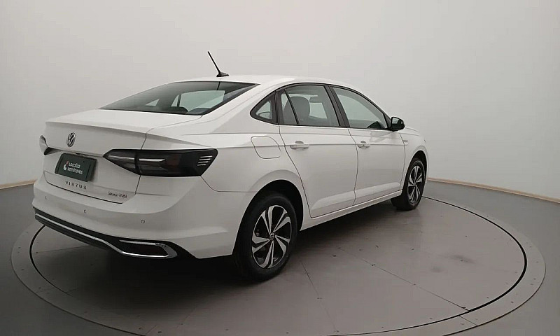 Volkswagen Virtus Co...