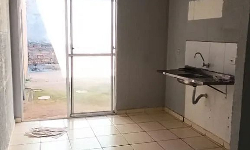 Casa No Terra Nova U...